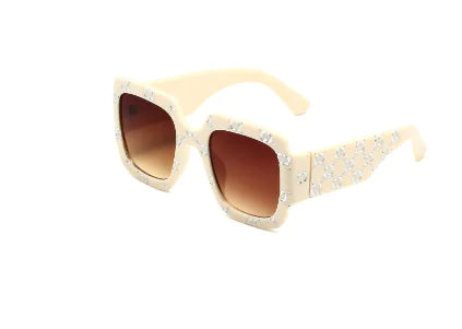 Model 0980 Fashion Oversized Sunglasses